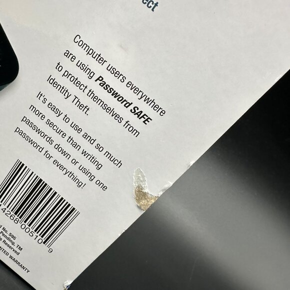 Deluxe Password Vault Organizer Safe Protect Online Personal Secure Gadget New - Picture 6 of 8